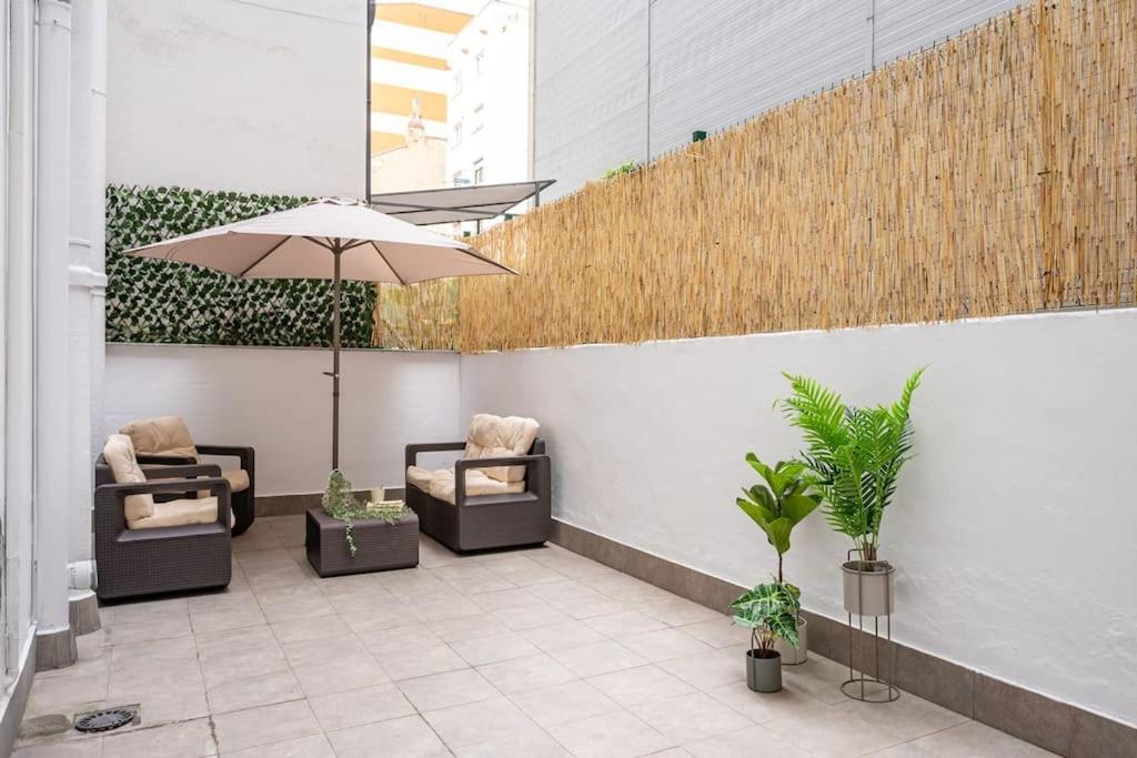 El Patio De Schulz Apartment Gijon Exterior photo